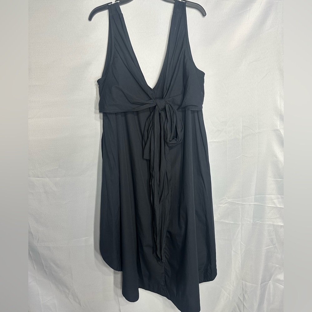 FREE PEOPLE Elegant Black Sleeveless Dress size L brand new w tags